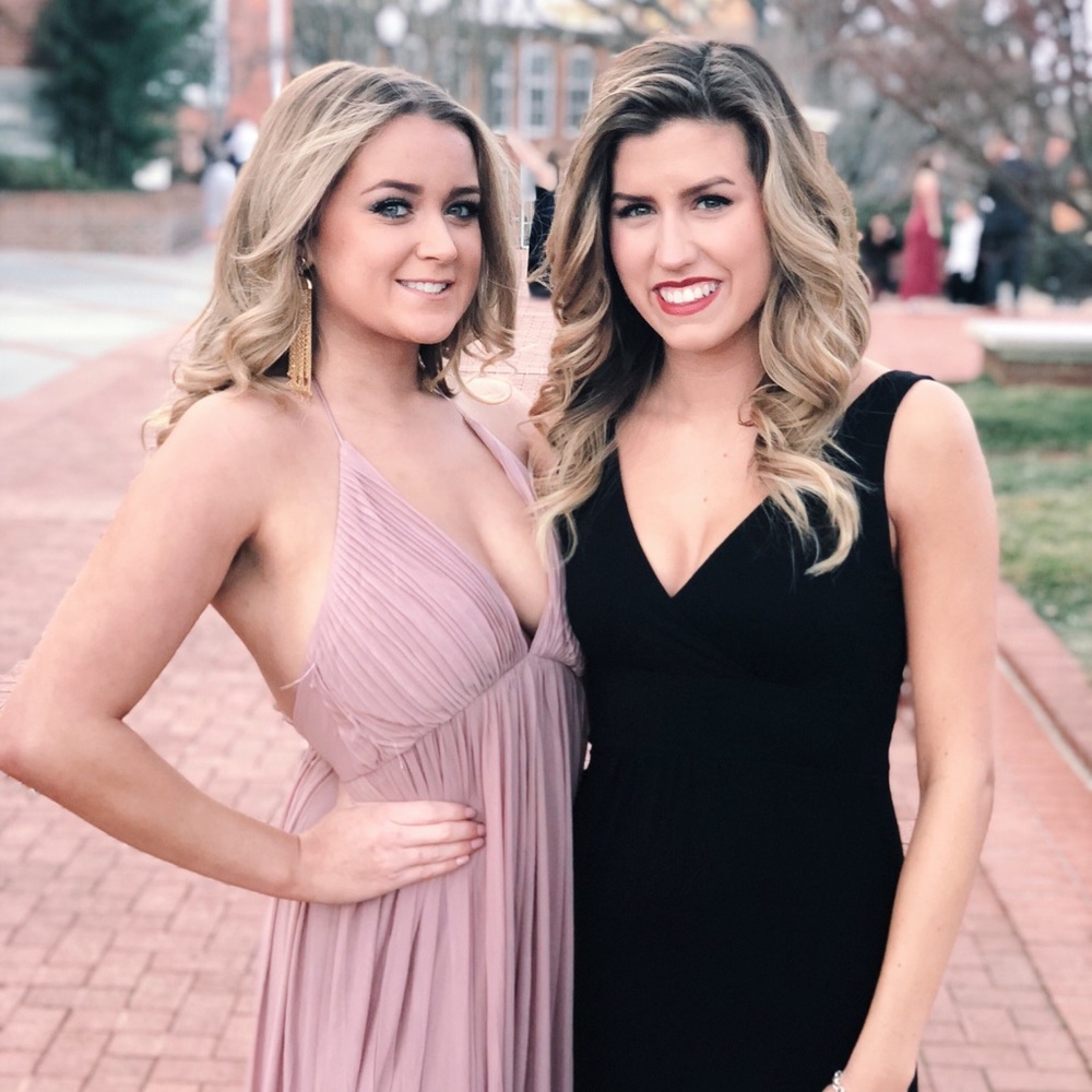 Meet your Posher, Olivia